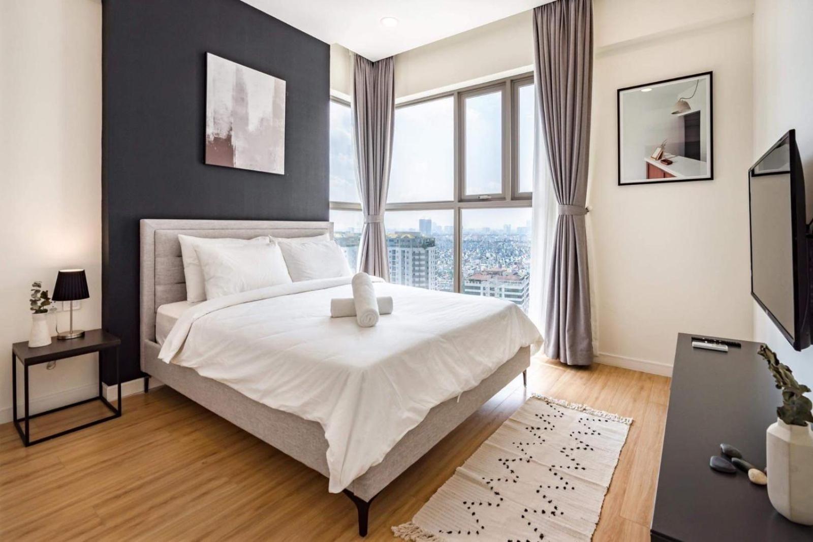 Yo'S Homes Rivergate Apartment Infinity Pool Near District 1 Ho Chi Minh City Exterior photo
